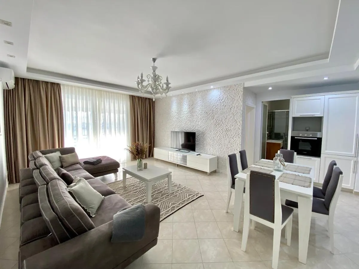 Aquamarine Apartments Саранда Албания