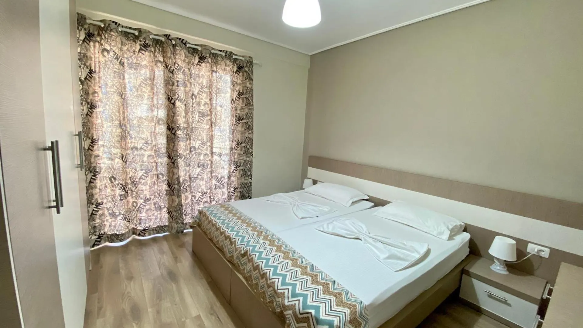 Aquamarine Apartments Sarandë