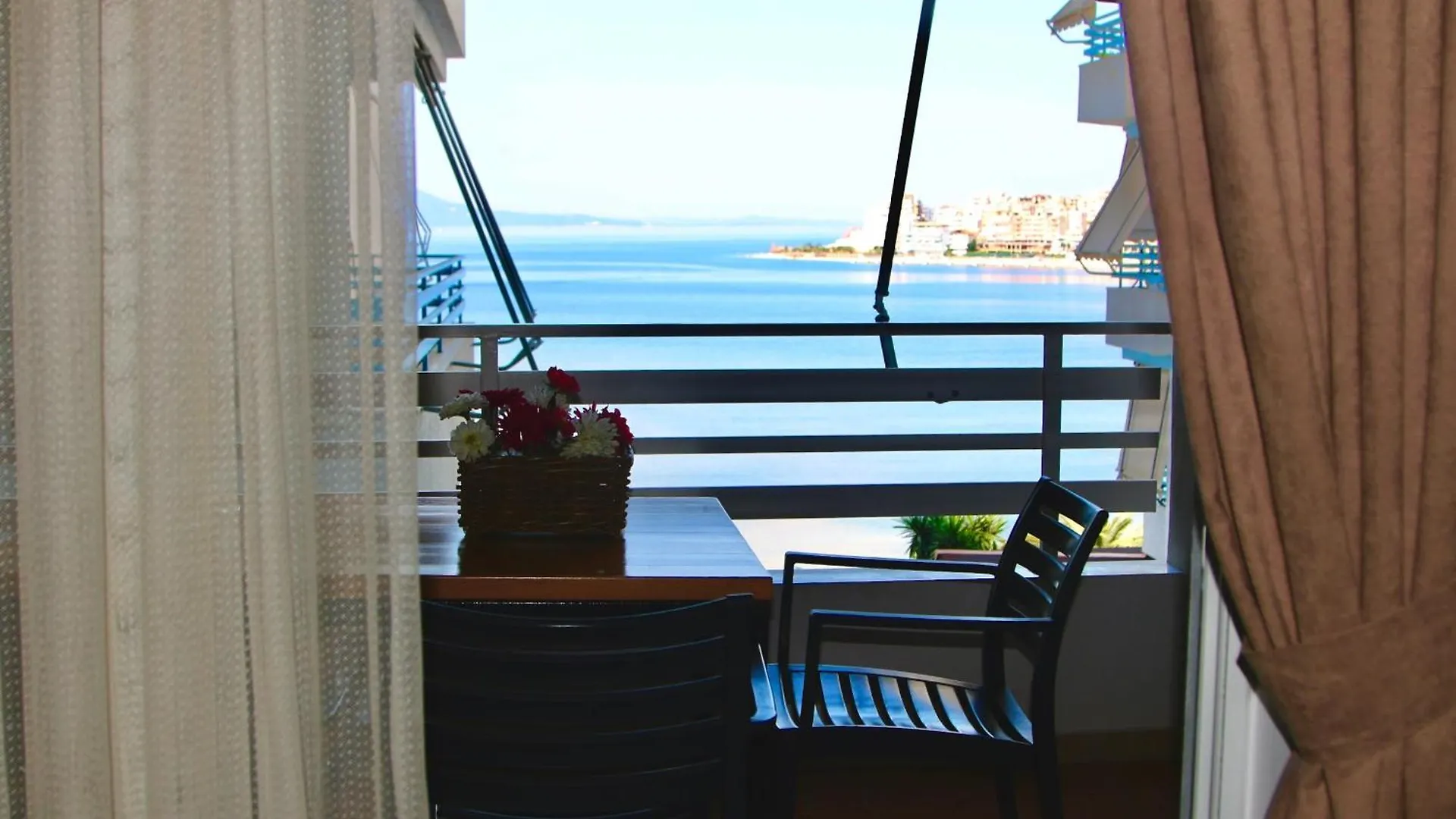 Aquamarine Apartments Sarandë 0*,