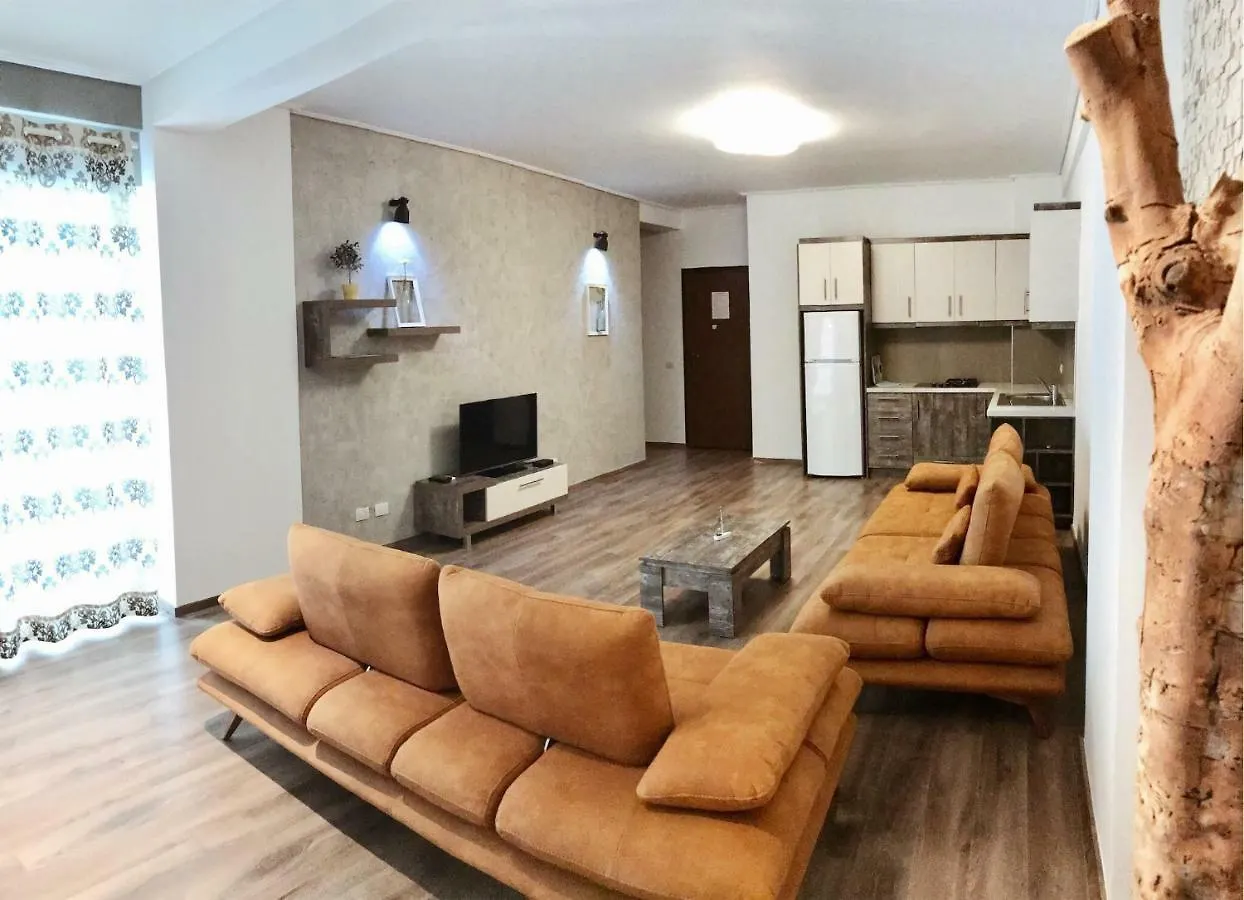 Aquamarine Apartments Sarandë